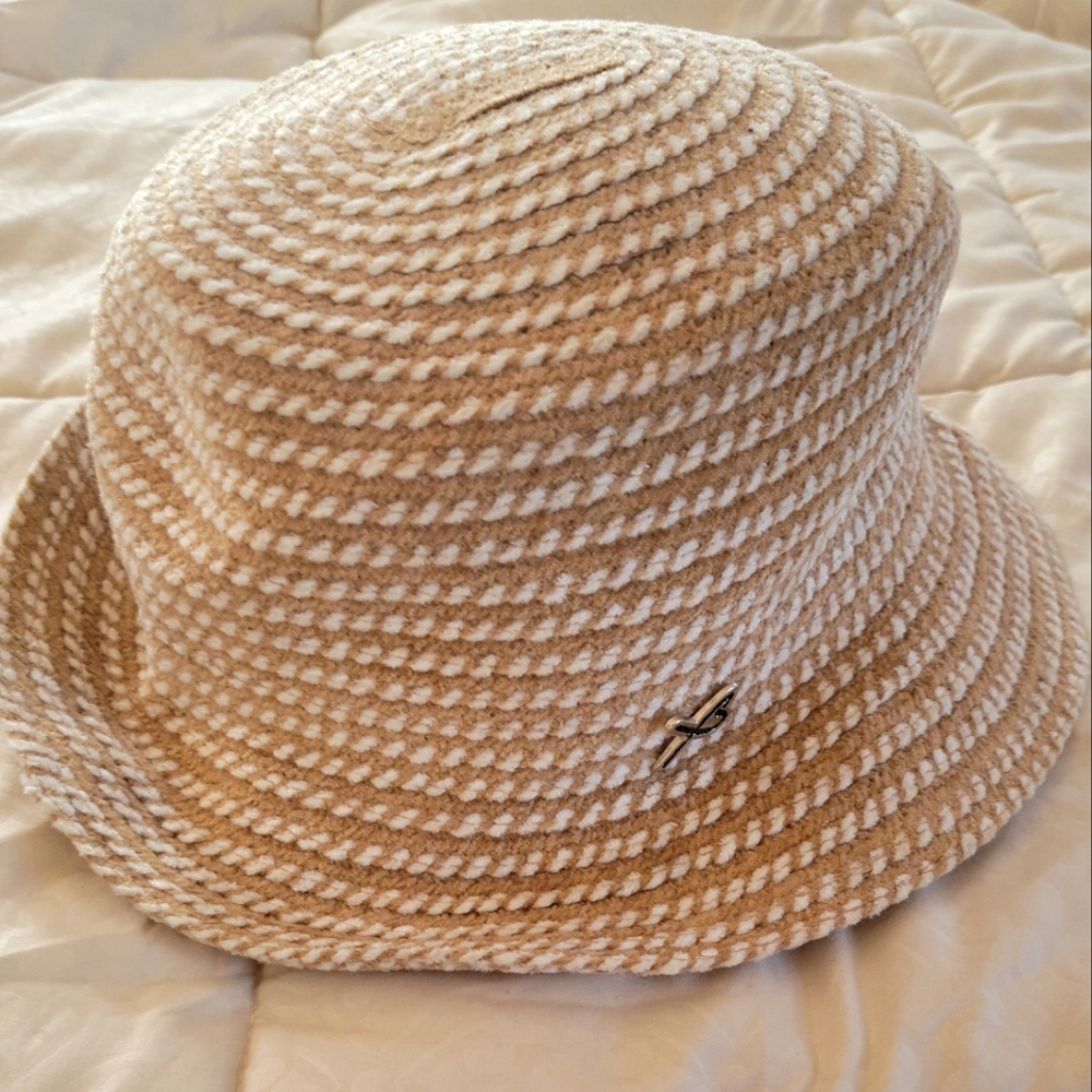 Vintage Betmar New York Woven Bucket Hat
